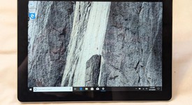 Good
													Microsoft Surface Go - Wi-Fi, Silver, 64 GB, 4 GB, photo 1 of 6