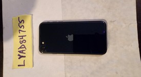 Mint
													Apple iPhone SE 3rd Gen 2022 - T-Mobile, Midnight, 256 GB, A2595, photo 5 of 6