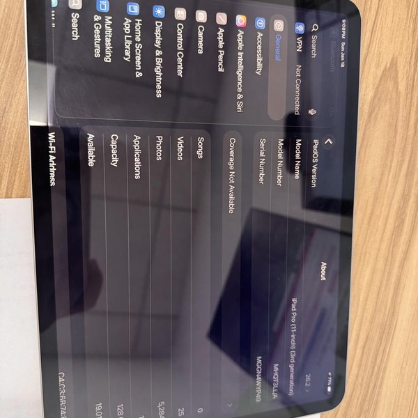 Apple iPad Pro 11 inch 3rd Gen 2021 - Wi-Fi, 128 GB, Silver