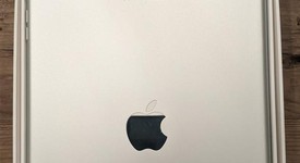 Mint
													Apple iPad Air - Wi-Fi, Silver, 32 GB, photo 4 of 13