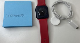 Fair
													Apple Watch SE 2nd Gen 44mm - Unlocked, Midnight, A2727 - Cellular, Aluminum, photo 3 of 14