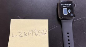 Fair
													Apple Watch SE 1st Gen 40mm - Unlocked, Gray, A2353 - Cellular, Aluminum, photo 1 of 7