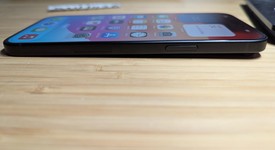 Mint
													Apple iPhone 15 Plus - Unlocked, Black, 128 GB, A2847, photo 4 of 9