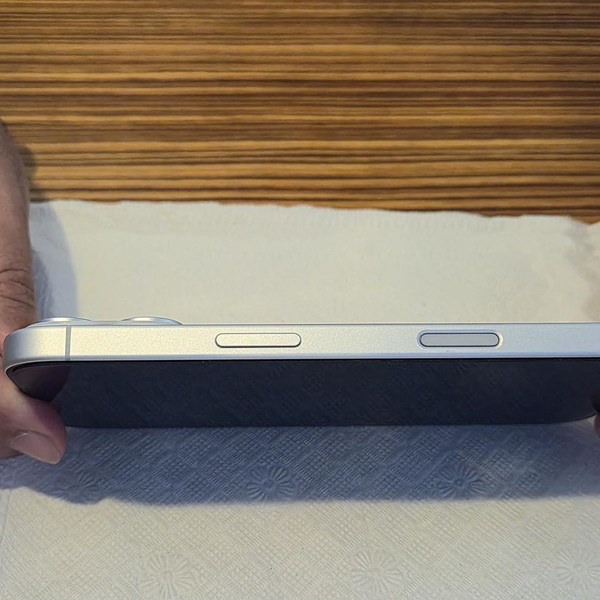 Apple iPhone 17 - T-Mobile, 256 GB, White, A3258