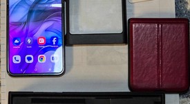 Good
													Motorola Razr (2024) - Unlocked, Gray, 256 GB, 8 GB, photo 1 of 7