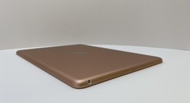 Mint
													Apple iPad 6th Gen - Wi-Fi, Gold, 32 GB, A1893, photo 6 of 6