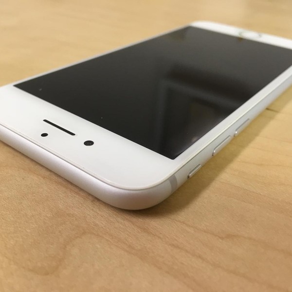 Apple iPhone 7 - Unlocked, 32 GB, Silver, A1778, GSM