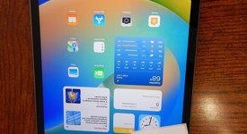 Good
													Apple iPad 8th Gen - Wi-Fi, Gray, 32 GB, A2270, photo 1 of 16