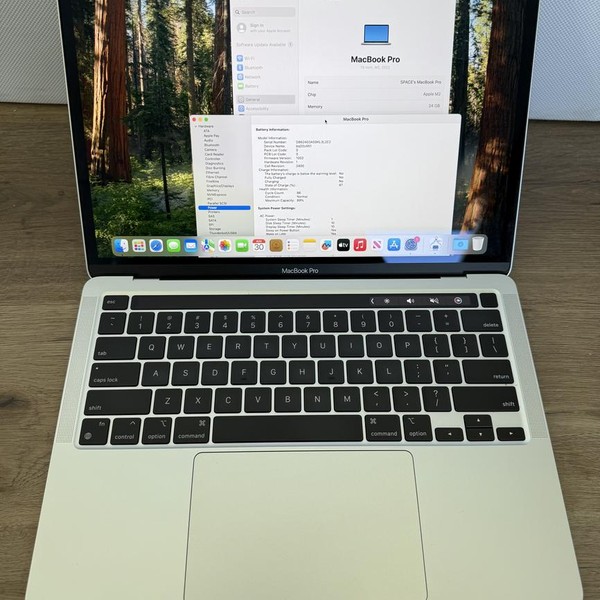 MacBook Pro 2022 - 13 inch - 1 TB, Silver, 24 GB, Apple M2