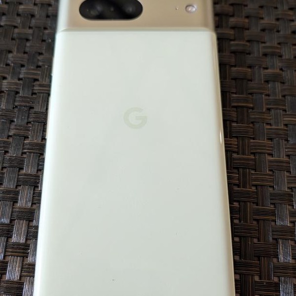 Google Pixel 7 - Unlocked, 256 GB, Lemongrass, 8 GB, GVU6C, Sub-6 5G
