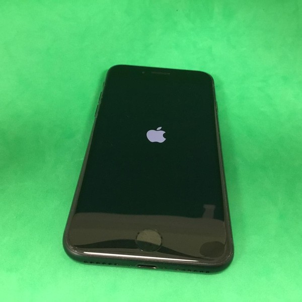 Apple iPhone SE 3rd Gen 2022 - Unlocked, Midnight, 64 GB, A2595