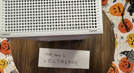 Mint
													Xbox Series S (2020) - White, 512 GB, photo 5 of 6