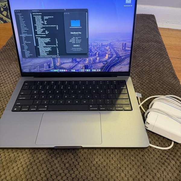 MacBook Pro 2021 - 14 inch - 1 TB, Gray, 16 GB, Apple M1 Pro 10-core