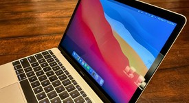 Good
													MacBook Retina 2015 - 12" - Silver, 256 GB, 8 GB, photo 2 of 10