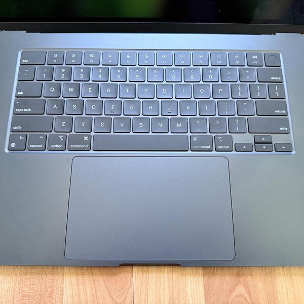 MacBook Air 2023 (M2) - 15 inch - 256 GB, Midnight, 8 GB, Apple M2