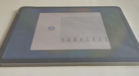 Mint
													Apple iPad Air 5th Gen - Unlocked, Starlight, 256 GB, A2589, photo 5 of 7