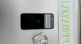 Mint
													Apple iPhone SE 3rd Gen 2022 - Unlocked, Midnight, 64 GB, A2595, photo 2 of 11