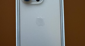 Mint
													Apple iPhone 16 Pro - Unlocked, Desert, 256 GB, A3083, photo 3 of 11