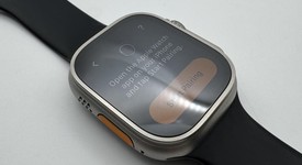 Good
													Apple Watch Ultra 2 49mm - Unlocked, Natural, A2986, photo 2 of 6