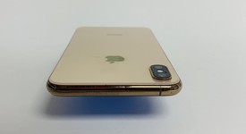 Good
													Apple iPhone Xs Max - Unlocked, Gold, 64 GB, A1921, photo 5 of 9