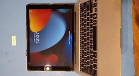 Good
													Apple iPad Pro 12.9" 1st Gen 2015 - Wi-Fi, Gray, 32 GB, A1584, 1st Gen 2015, photo 1 of 9