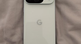 Mint
													Google Pixel 9 - Unlocked, Wintergreen, 256 GB, 12 GB, G2YBB, photo 5 of 7