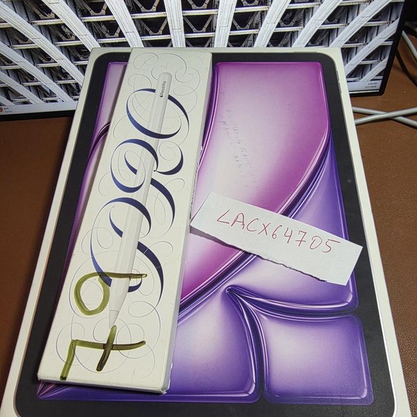 Apple iPad Air 11 inch (M3) 2025 - Wi-Fi, 128 GB, Purple, A3266