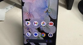 Fair
													Google Pixel 6 Pro - Verizon, White, 256 GB, 12 GB, G8VOU, photo 5 of 6