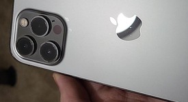 Good
													Apple iPhone 12 Pro Max - Unlocked, Graphite, 128 GB, A2342, photo 2 of 11