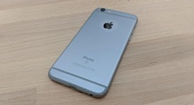 Good
													Apple iPhone 6S - Verizon, Grey, 16 GB, A1688, photo 6 of 6