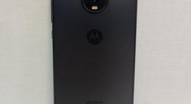 Mint
													Moto Z4 - Verizon, Gray, 128 GB, 4 GB, photo 5 of 8