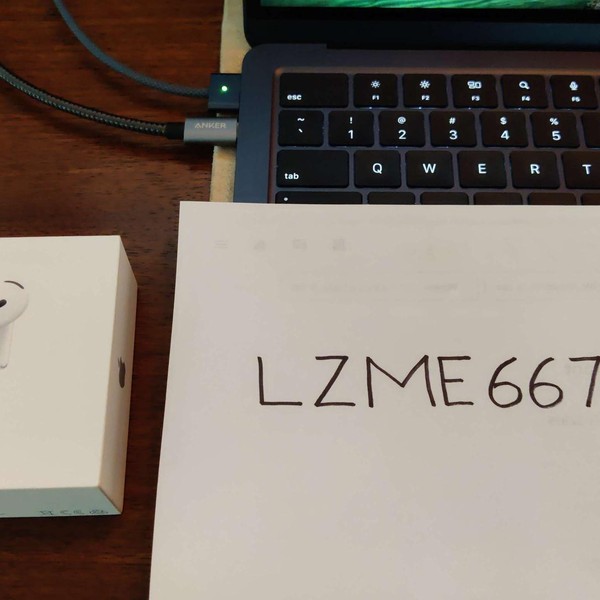 Apple AirPods 4th Gen - Active Noise Cancellation