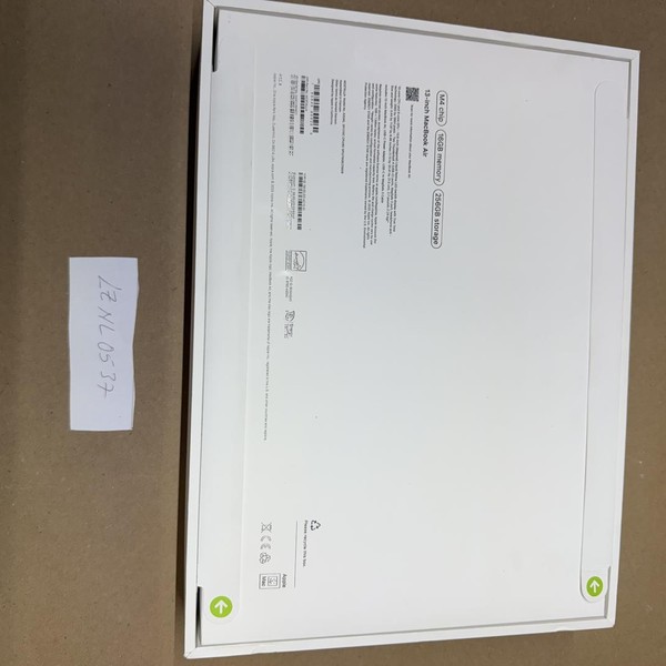 MacBook Air 2025 (M4) - 13 inch - 256 GB, Sky Blue, 16 GB, Apple M4