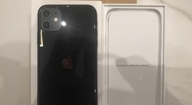Mint
													Apple iPhone 11 - Unlocked, Black, 64 GB, A2111, photo 3 of 7