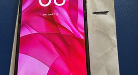 Good
													Motorola Razr Plus (2024) - Unlocked, Pink, 256 GB, 12 GB, photo 3 of 4