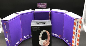 New
													Beats Solo3 - Rose Gold, photo 1 of 4