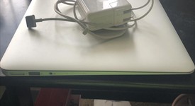 Good
													MacBook Air 2017 - 13" - Silver, 128 GB, 4 GB, photo 5 of 6