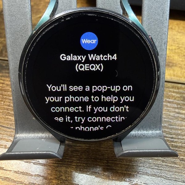Samsung Galaxy Watch4 - Unlocked, Green, 44mm