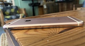 Good
													Apple iPhone 6S - Unlocked, Rose Gold, 64 GB, A1633, photo 5 of 9
