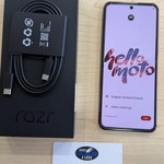 Mint Motorola Razr (2024) - Cricket, 256 GB, Orange, 8 GB
