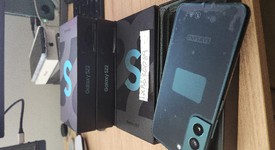 Mint
													Samsung Galaxy S22 - Unlocked, Green, 128 GB, 8 GB, SM-S901U1, photo 2 of 8