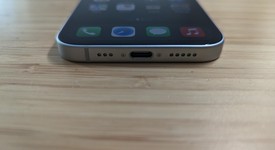 Good
													Apple iPhone 15 - Unlocked, Blue, 128 GB, A2846, photo 3 of 12