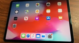 Good
													Apple iPad Pro 11" 2018 - Wi-Fi, Gray, 64 GB, A1980, photo 1 of 3