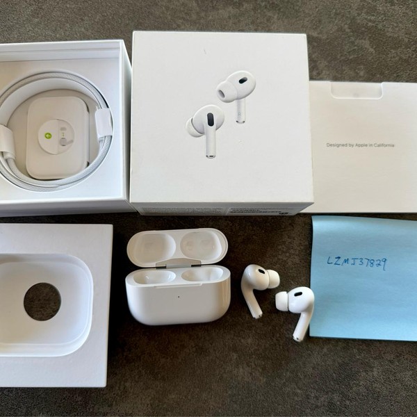 Apple AirPods Pro 2 - USB-C