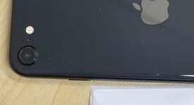 Good
													Apple iPhone SE 2nd Gen 2020 - Unlocked, Black, 128 GB, A2275, photo 4 of 5