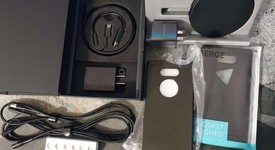 Mint
													Razer Phone 2 - Unlocked, Black, photo 2 of 8