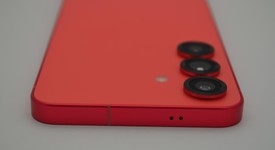 Good
													Samsung Galaxy S25 Plus - Unlocked, Coralred, 512 GB, 12 GB, SM-S936U1, photo 5 of 11