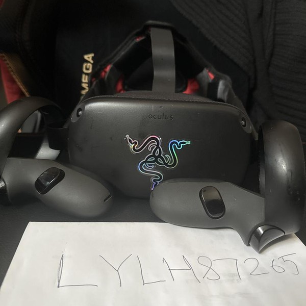 Oculus Quest - 64 GB