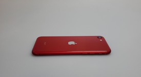 Fair
													Apple iPhone SE 3rd Gen 2022 - Unlocked, Red, 64 GB, A2595, photo 3 of 6