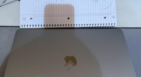 Good
													MacBook Pro 2020 - 13" - Apple M1, Silver, 512 GB, 8 GB, photo 1 of 9